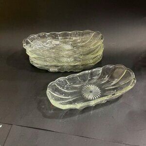 Set of 4 Anchor Hocking Banana Split Dishes - Starburst Design